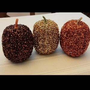 3 fall pumpkins. Decor.